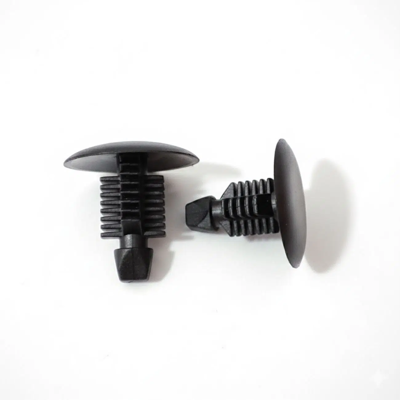 Fiat Ducato Döşeme Klipsi 10 Adet 1301019808 Fiat Ducato Döşeme Klipsi 10 Adet 1301019808