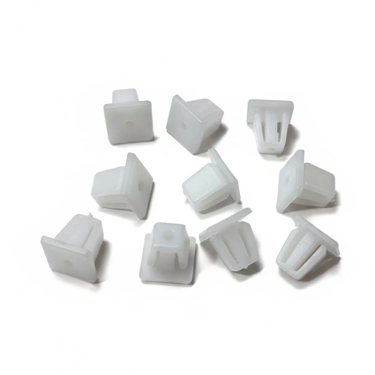 Renault 9 Arka Tampon Klipsi 10 Adet 7703074172 Renault 9 Arka Tampon Klipsi 10 Adet 7703074172