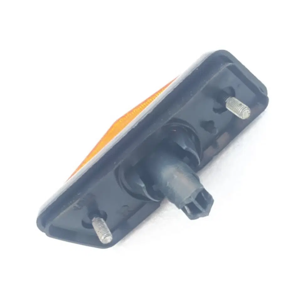 Tofaş Şahin Çamurluk Sinyali Sol 85003092 Tofaş Şahin Çamurluk Sinyali Sol 85003092